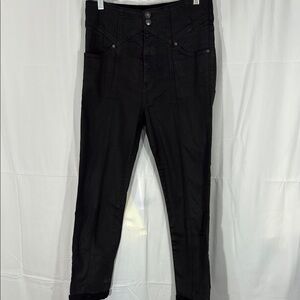 Noam High Rise Black Jeans with Classic Style Size 28 Inseam 24”